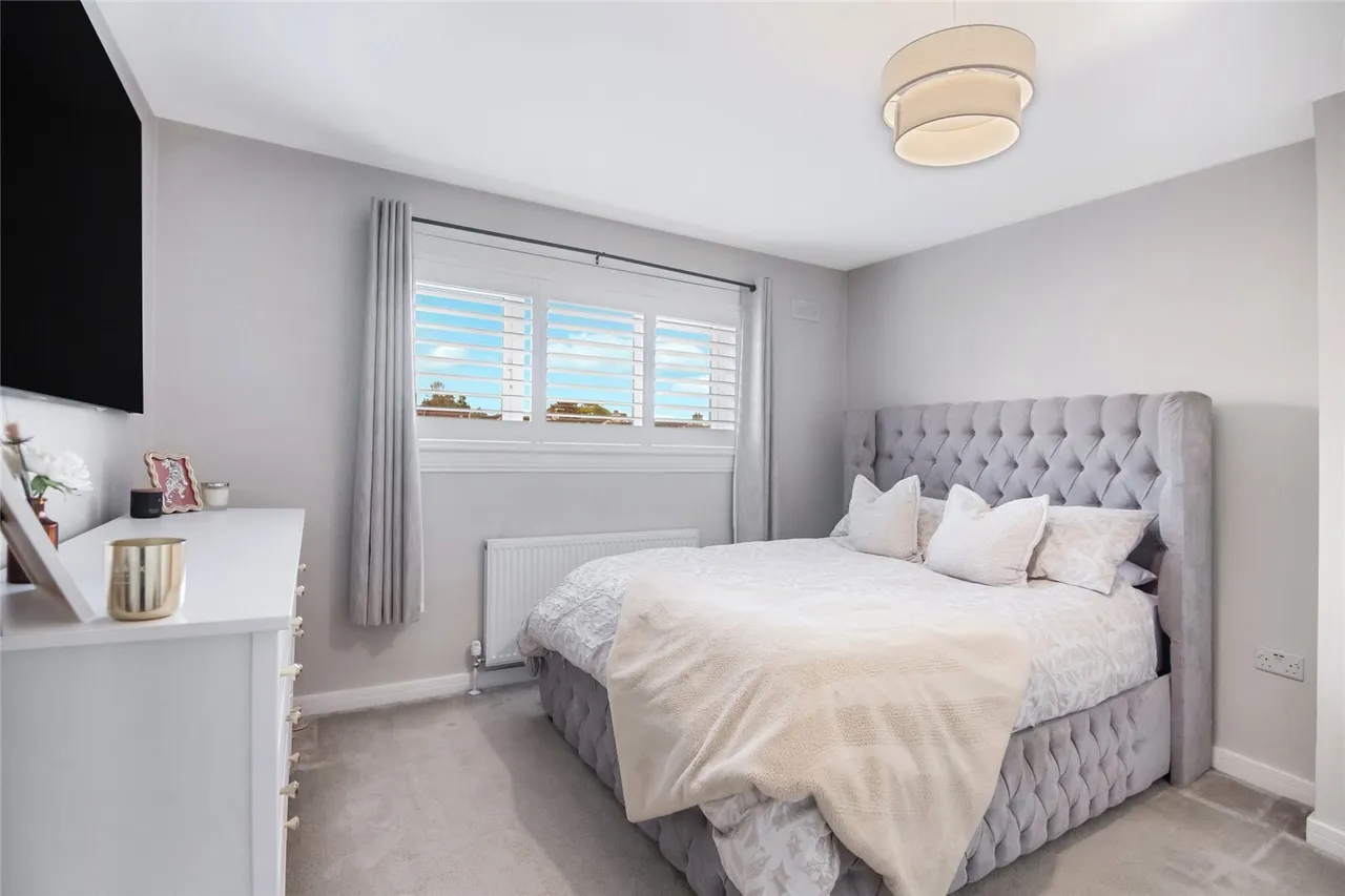 Kearn Place, Blairdardie, G15, photo 6