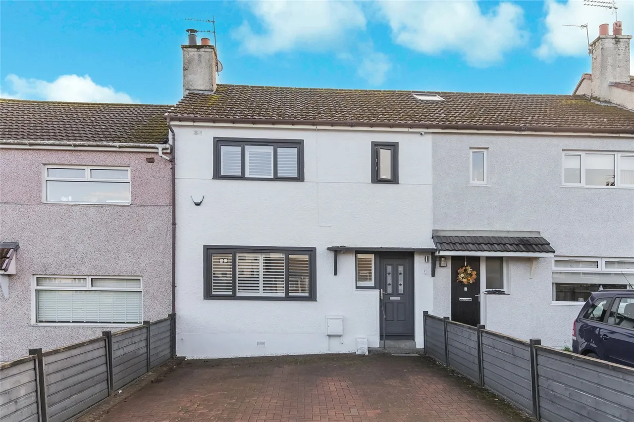 Kearn Place, Blairdardie, G15, photo 14