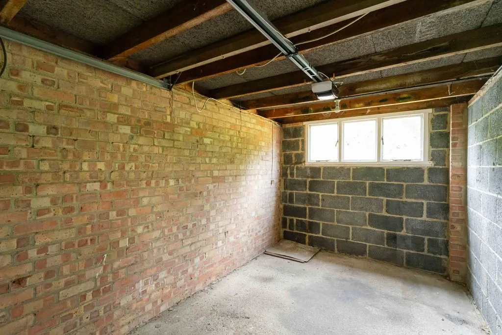 Steyning Close, Kenley CR8 5LP, photo 12