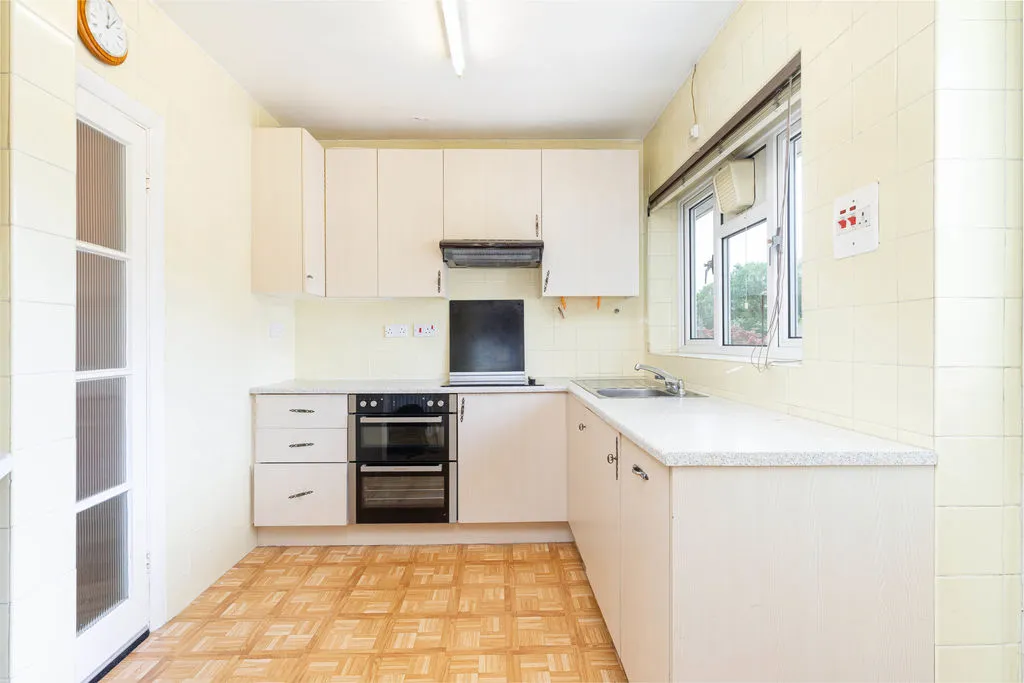 Steyning Close, Kenley CR8 5LP, photo 3