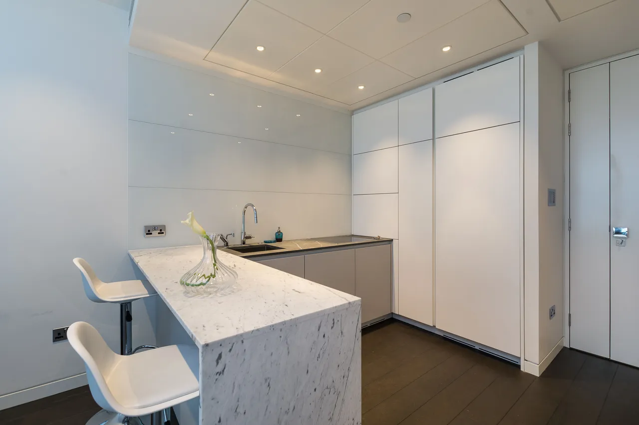 1 bed flat for sale — Apartment E204, Riverwalk, 161 Millbank, London