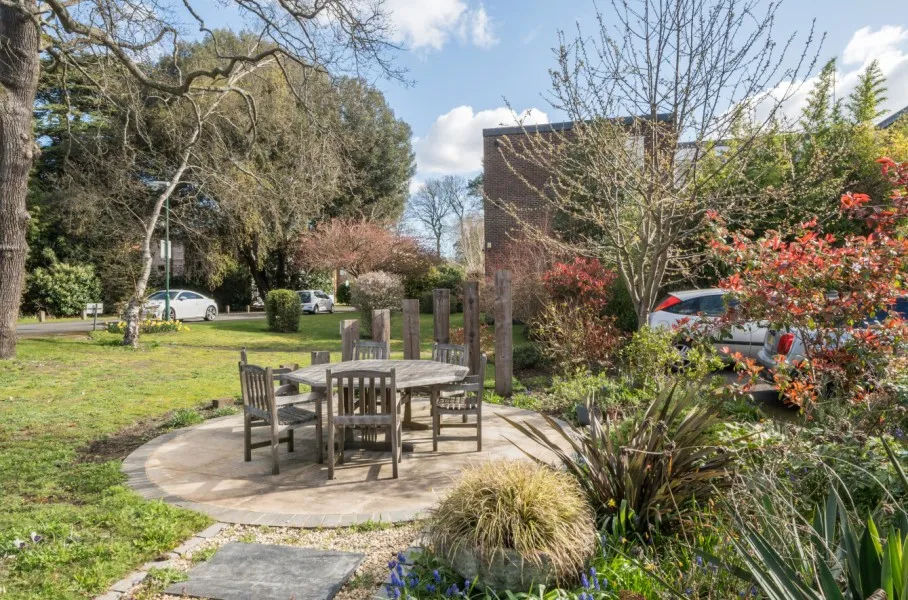 Highpoint, Weybridge, KT13, photo 24