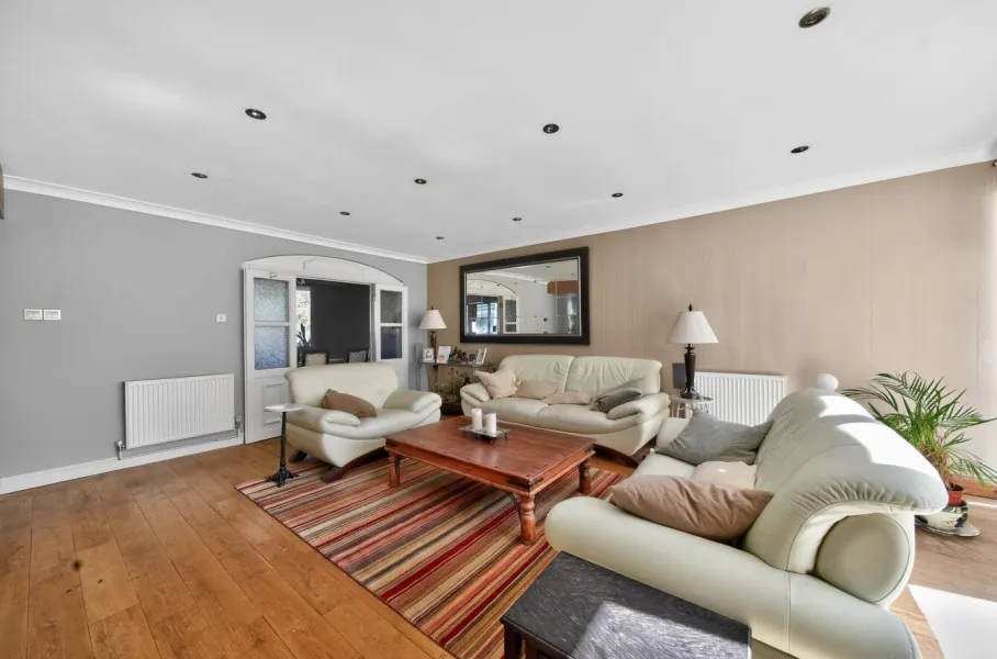 Highpoint, Weybridge, KT13, photo 23