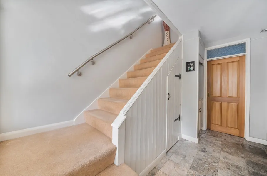 Highpoint, Weybridge, KT13, photo 22