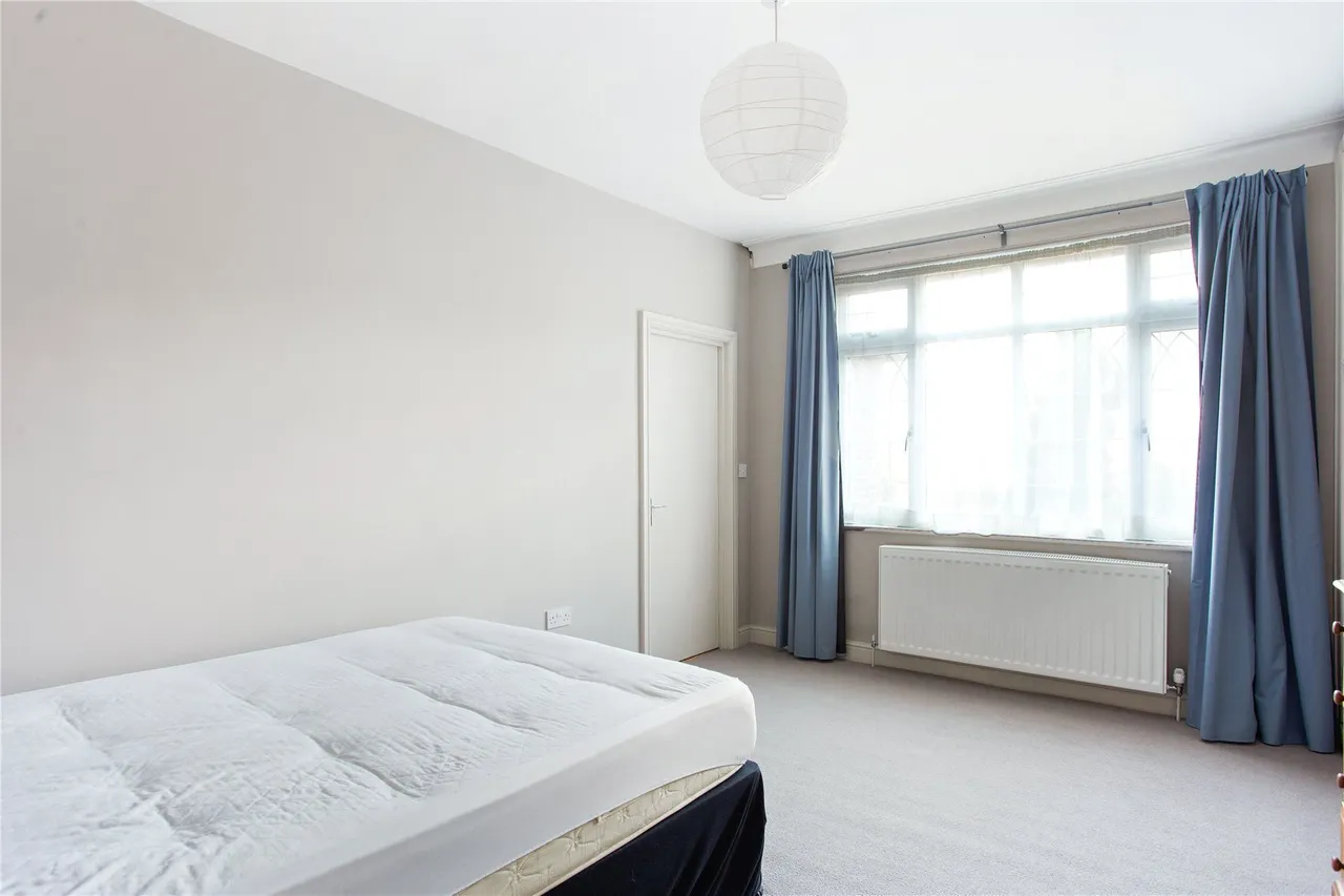 Glendale Drive, London, SW19, photo 11