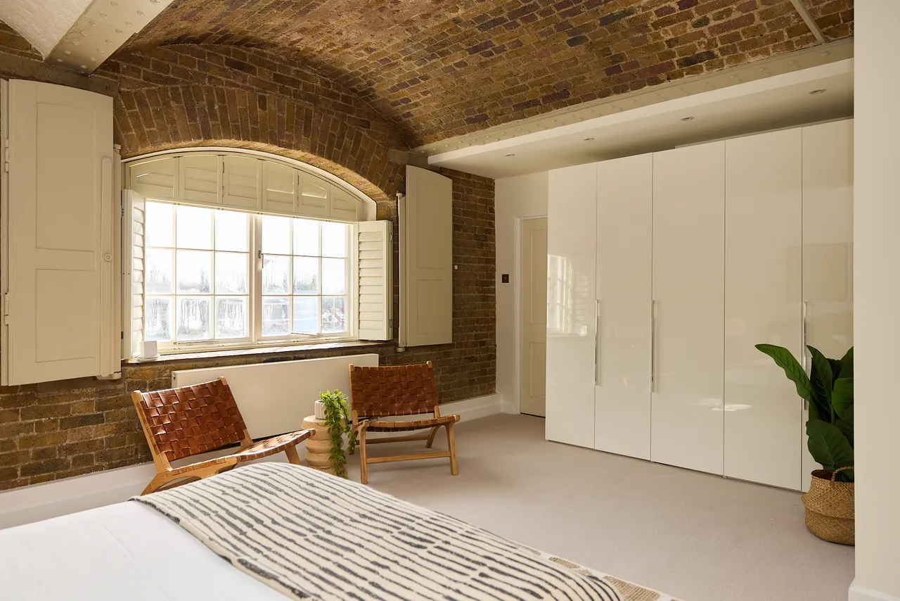 Ivory House, St Katharine Docks, E1W, photo 33