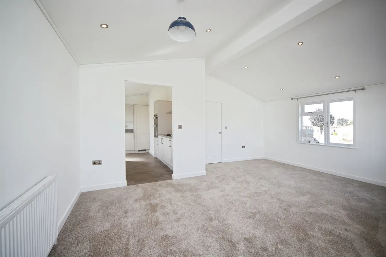 Ivy House Park, Henlade, Taunton, photo 4