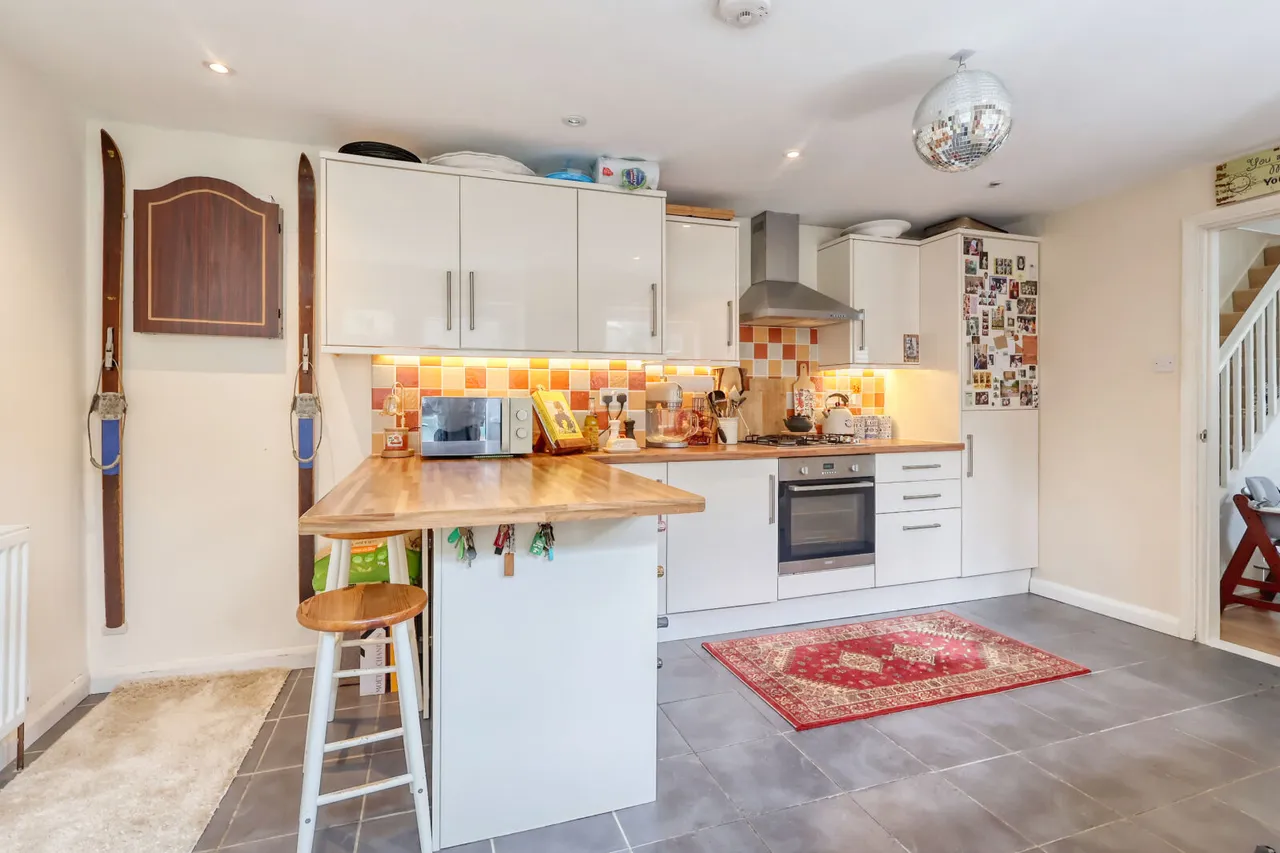 Lane End Road, High Wycombe, HP12, photo 5