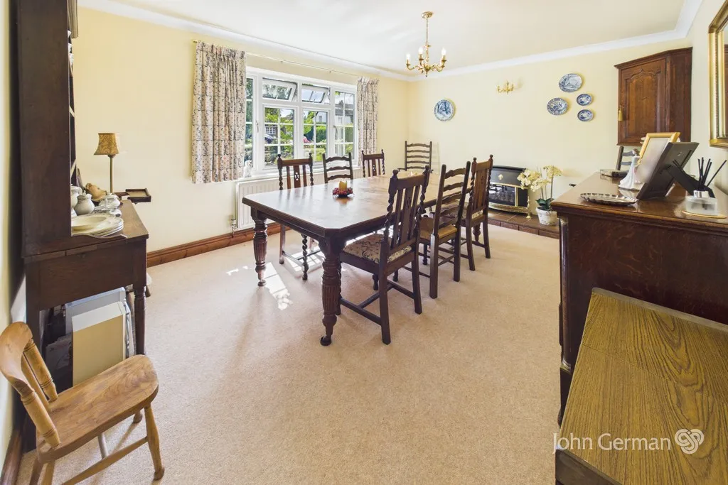 Dove Street, Ellastone, photo 7