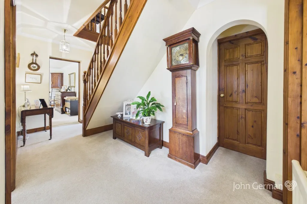 Dove Street, Ellastone, photo 9