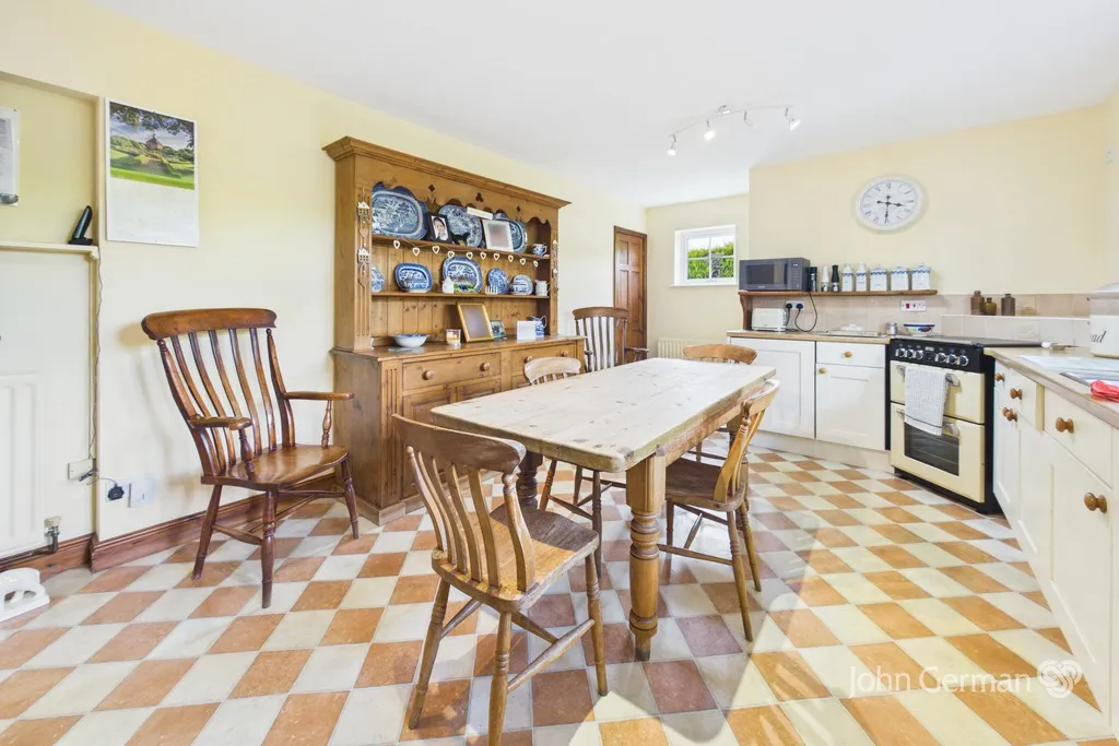 Dove Street, Ellastone, photo 11