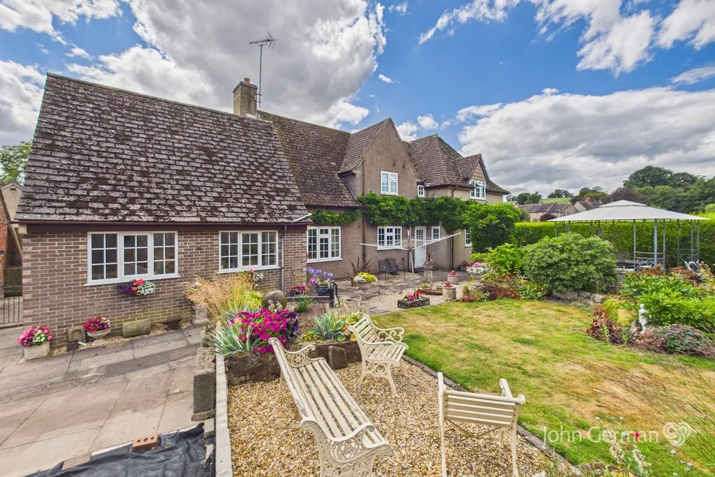 Dove Street, Ellastone, photo 32