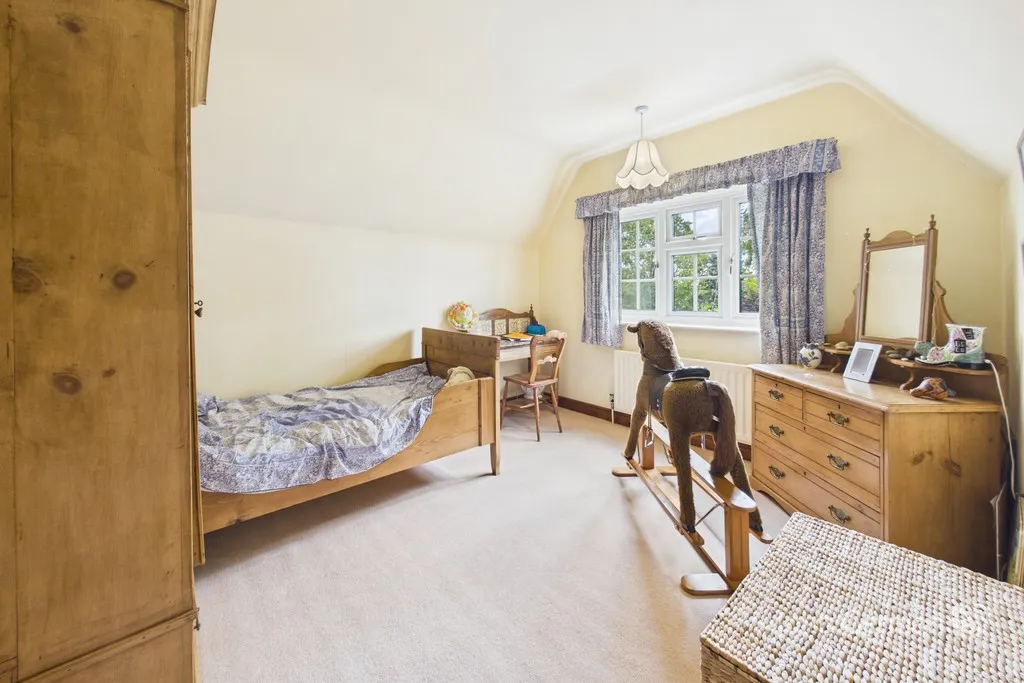 Dove Street, Ellastone, photo 25