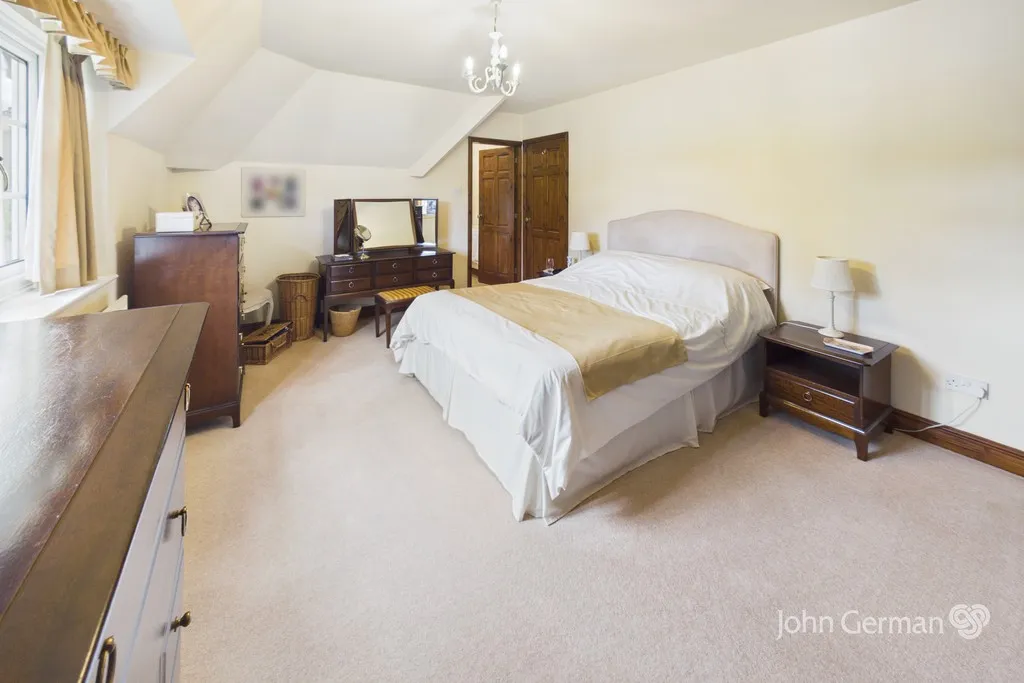 Dove Street, Ellastone, photo 19