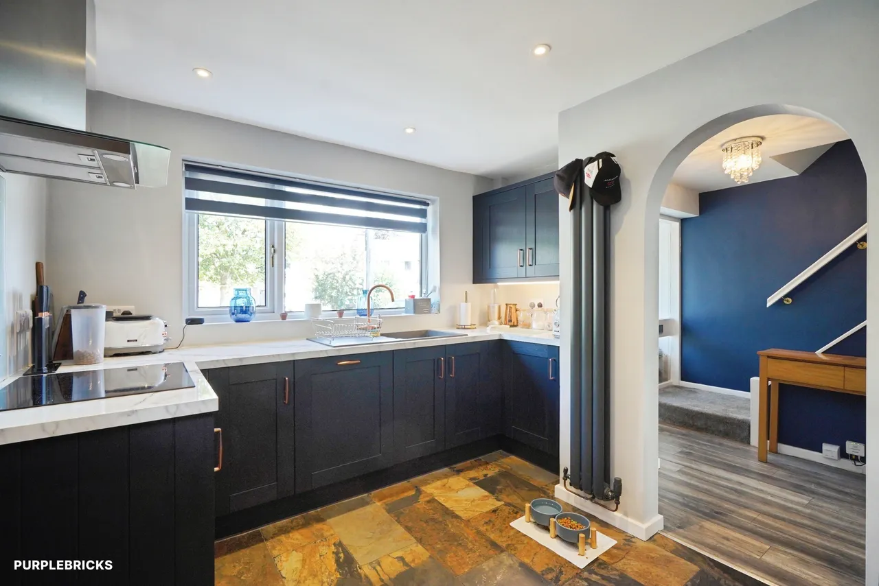 Micklehome Drive, Burton-On-Trent, DE13, photo 3