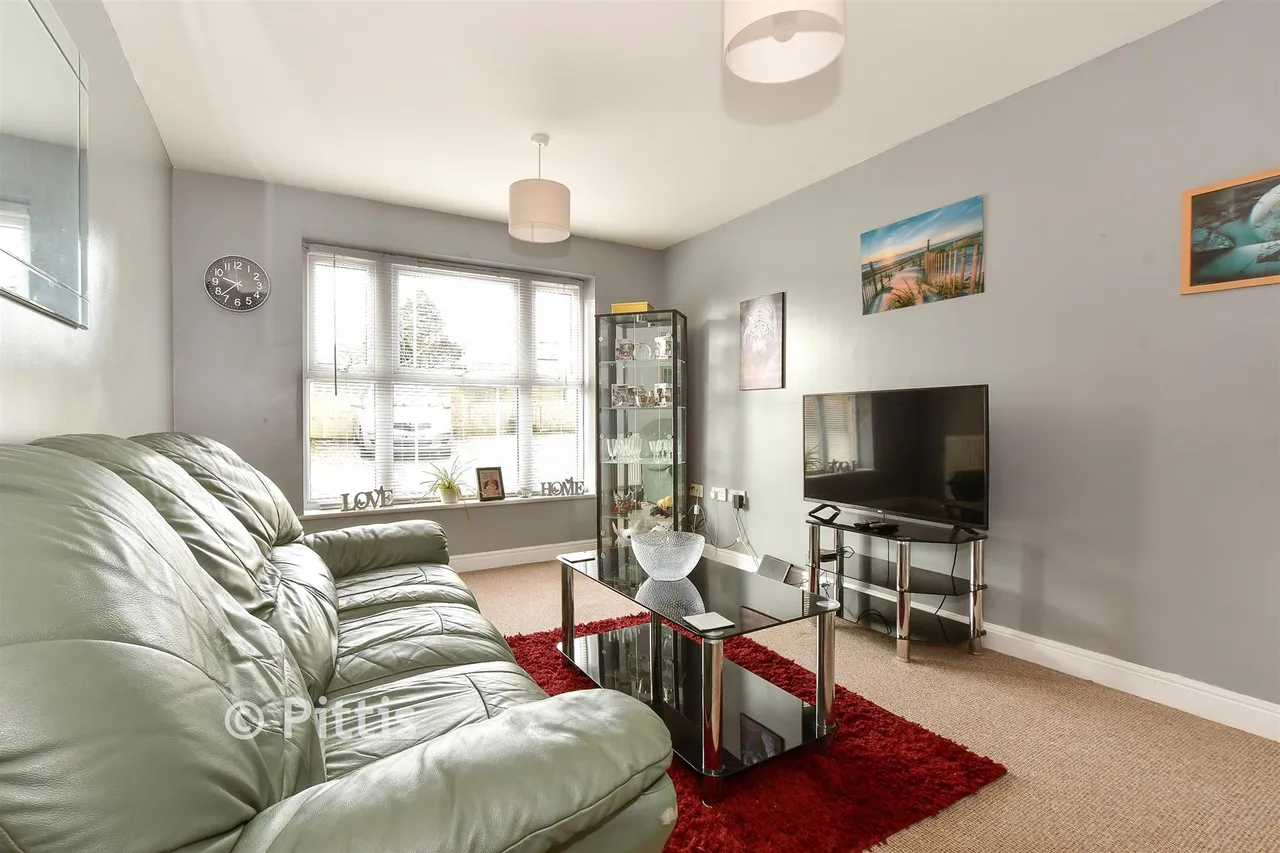 Leed Street, Sandown, PO36, photo 2