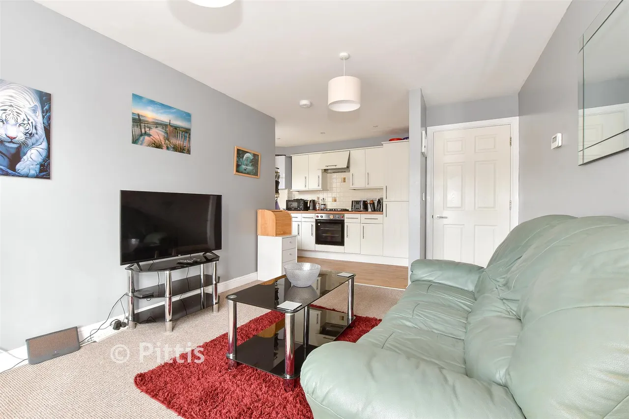 Leed Street, Sandown, PO36, photo 4
