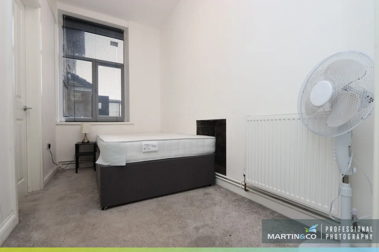 Newport Road, Cardiff, CF24, photo 7
