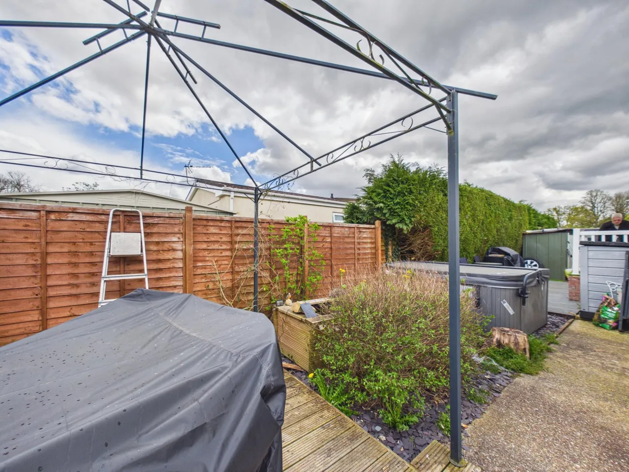 Holly Close, Crookham Common, RG19, photo 12
