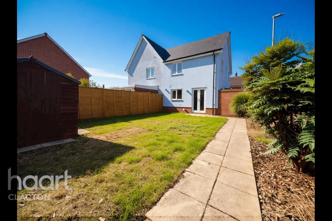 Cleave Close, Clacton-On-Sea, CO16, photo 14