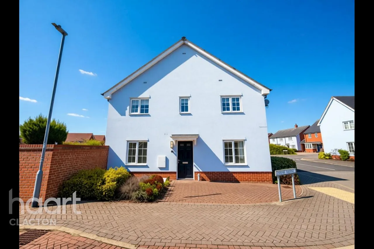 3 bed house for sale, Cleave Close, Clacton-On-Sea, CO16
