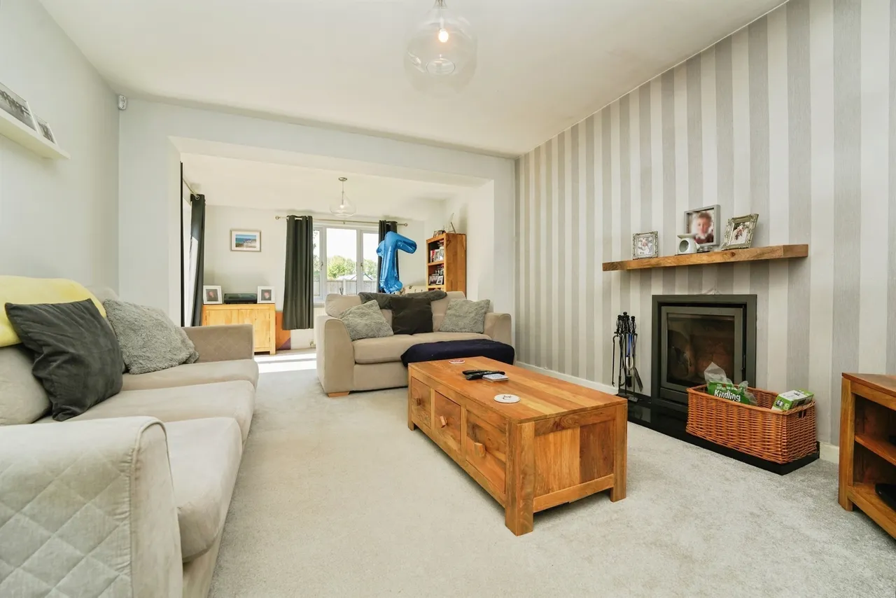 John Of Gaunt Road, Kempsford, Fairford, photo 4