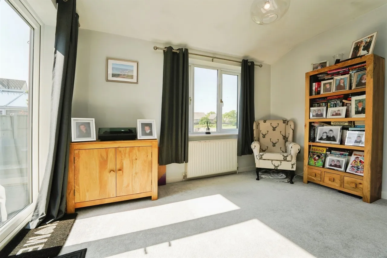 John Of Gaunt Road, Kempsford, Fairford, photo 5