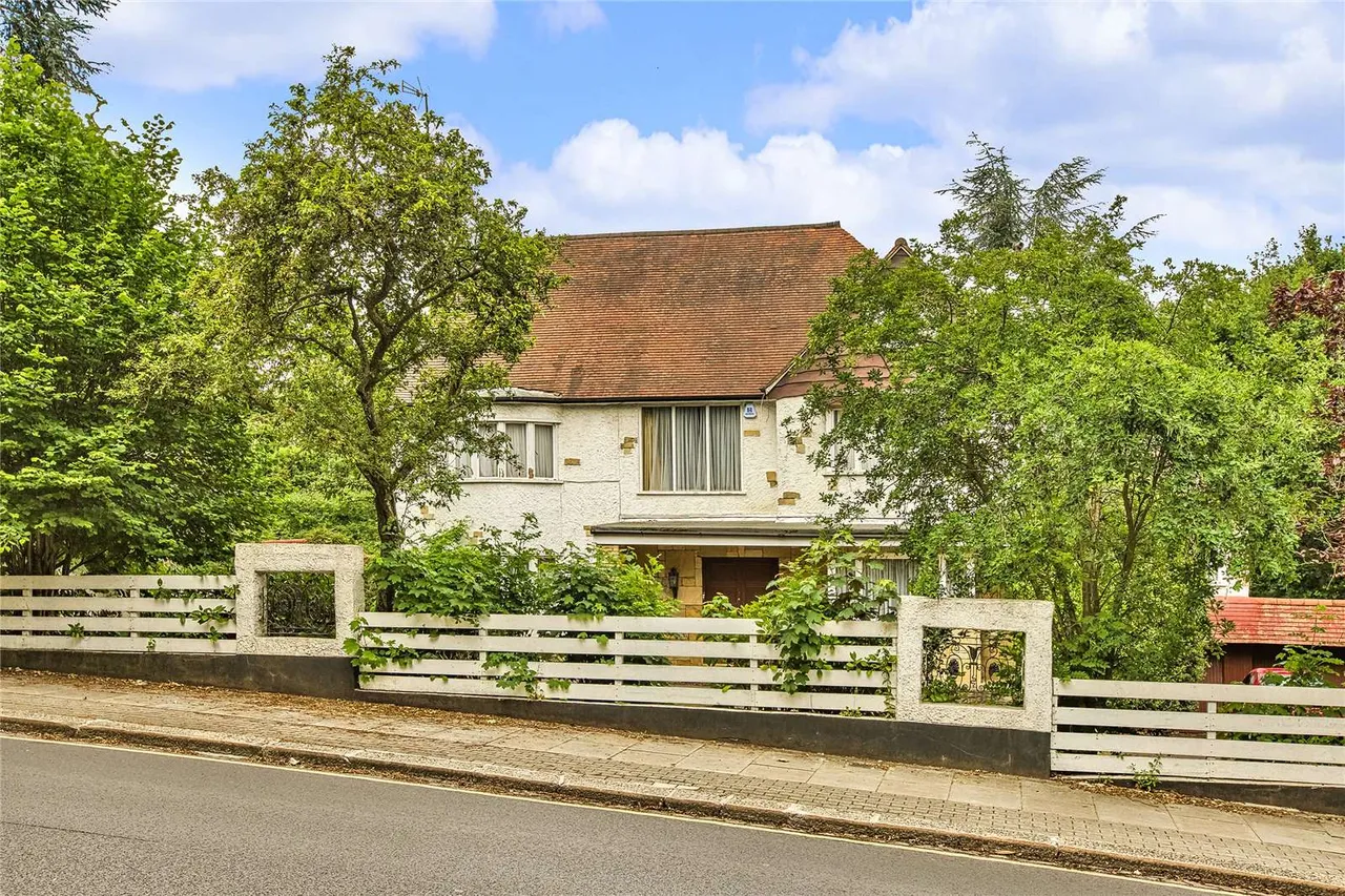 West Heath Road, London, NW3 7TT, photo 6