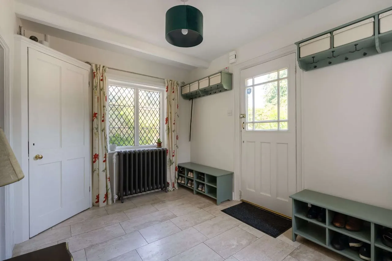 Winter Hill, Cookham Dean, Berkshire, SL6 9TU, photo 10