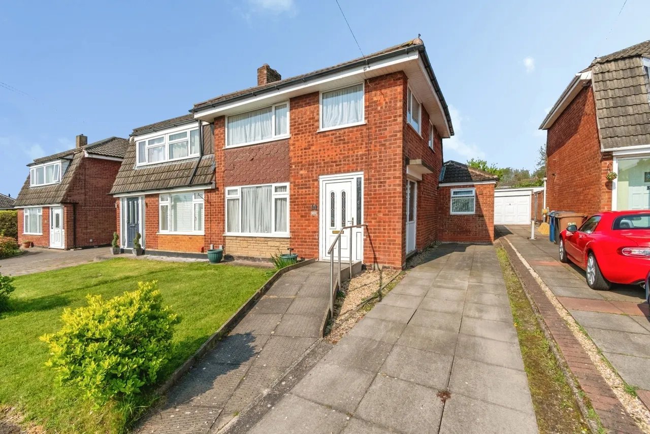 3 bed house for sale — School Walk, Chase Terrace, Burntwood, WS7