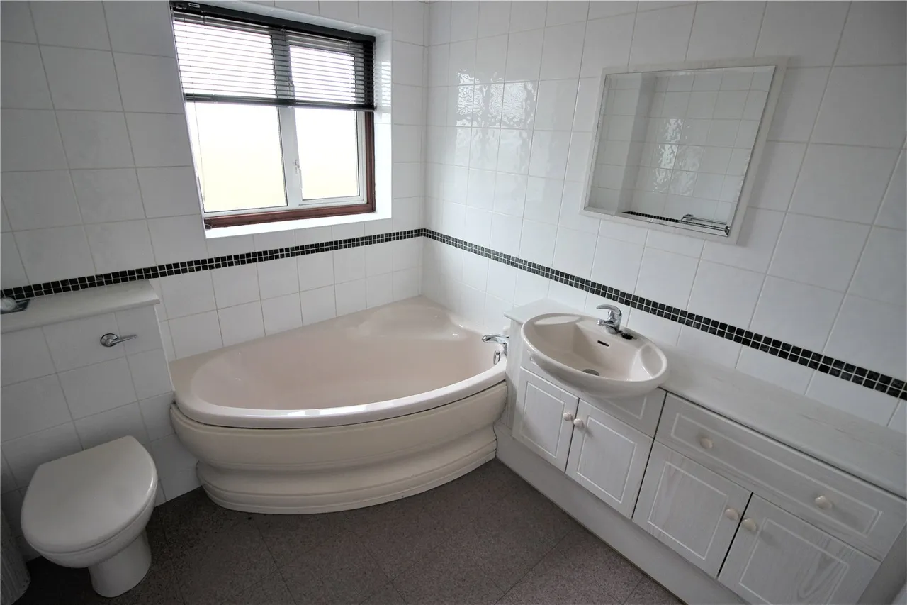 Turnstone, Longfield, DA3, photo 12