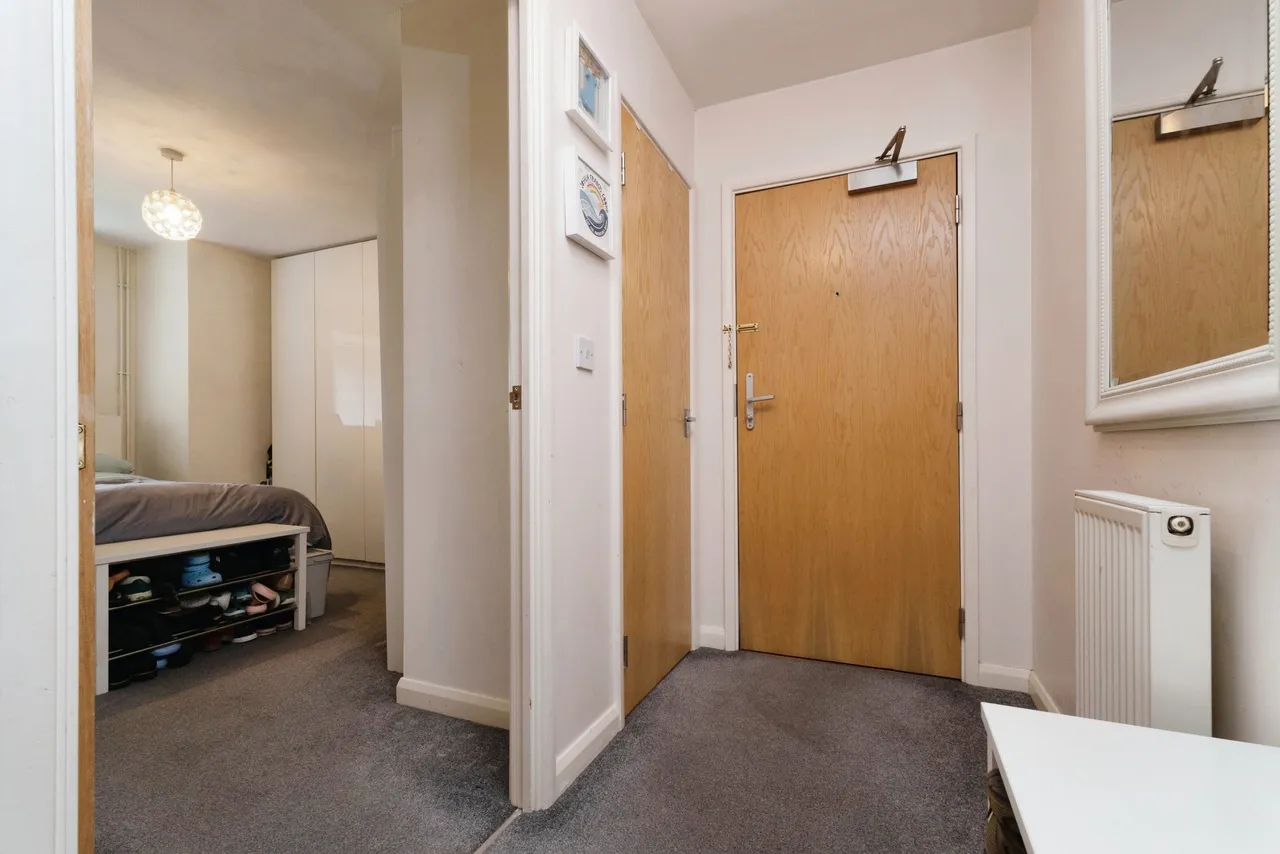 Slade Way, Mitcham, CR4, photo 12
