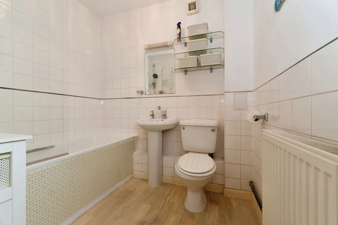 Slade Way, Mitcham, CR4, photo 10