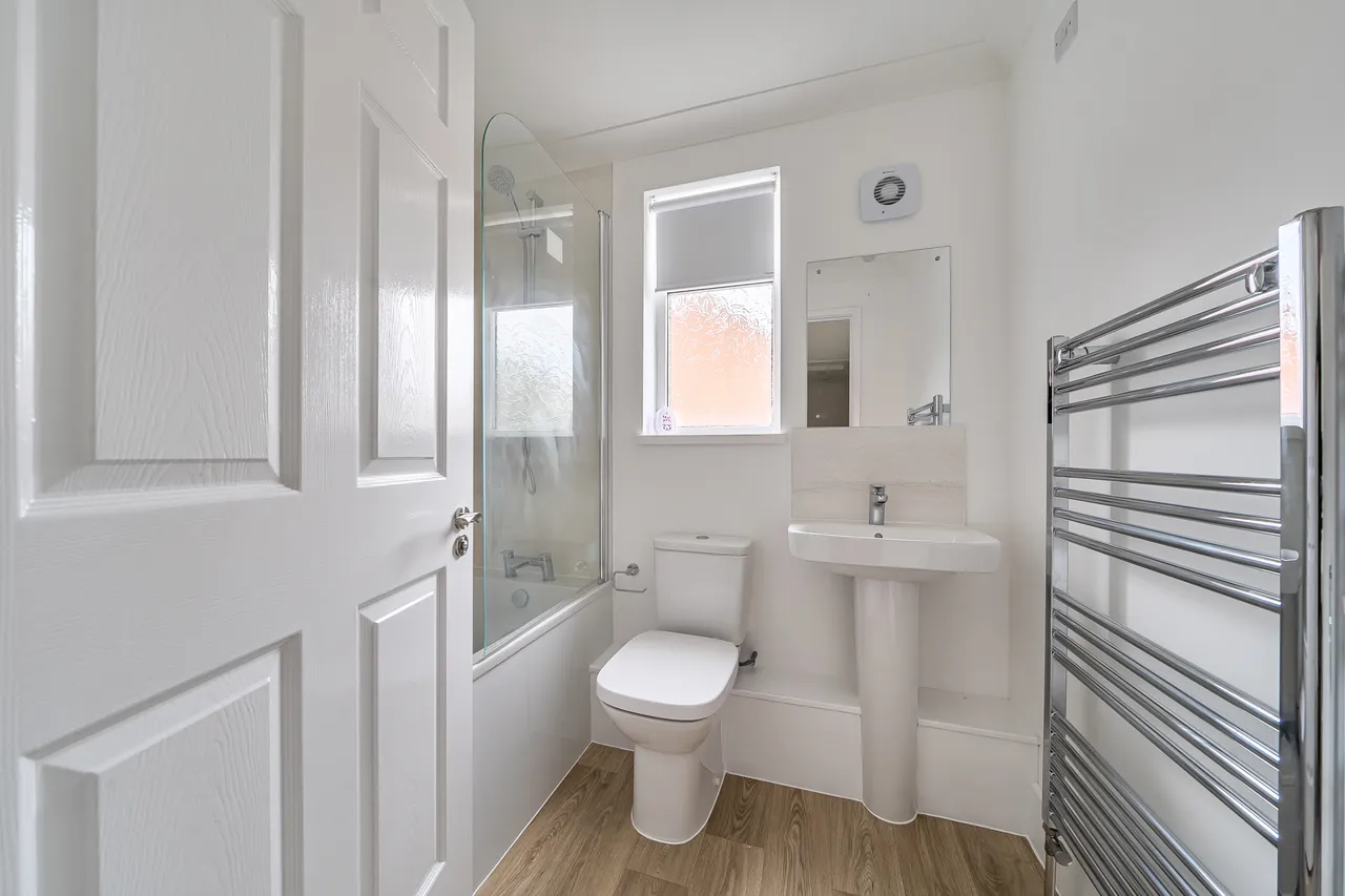White Rose Close, Linton On Ouse, YORK, photo 7