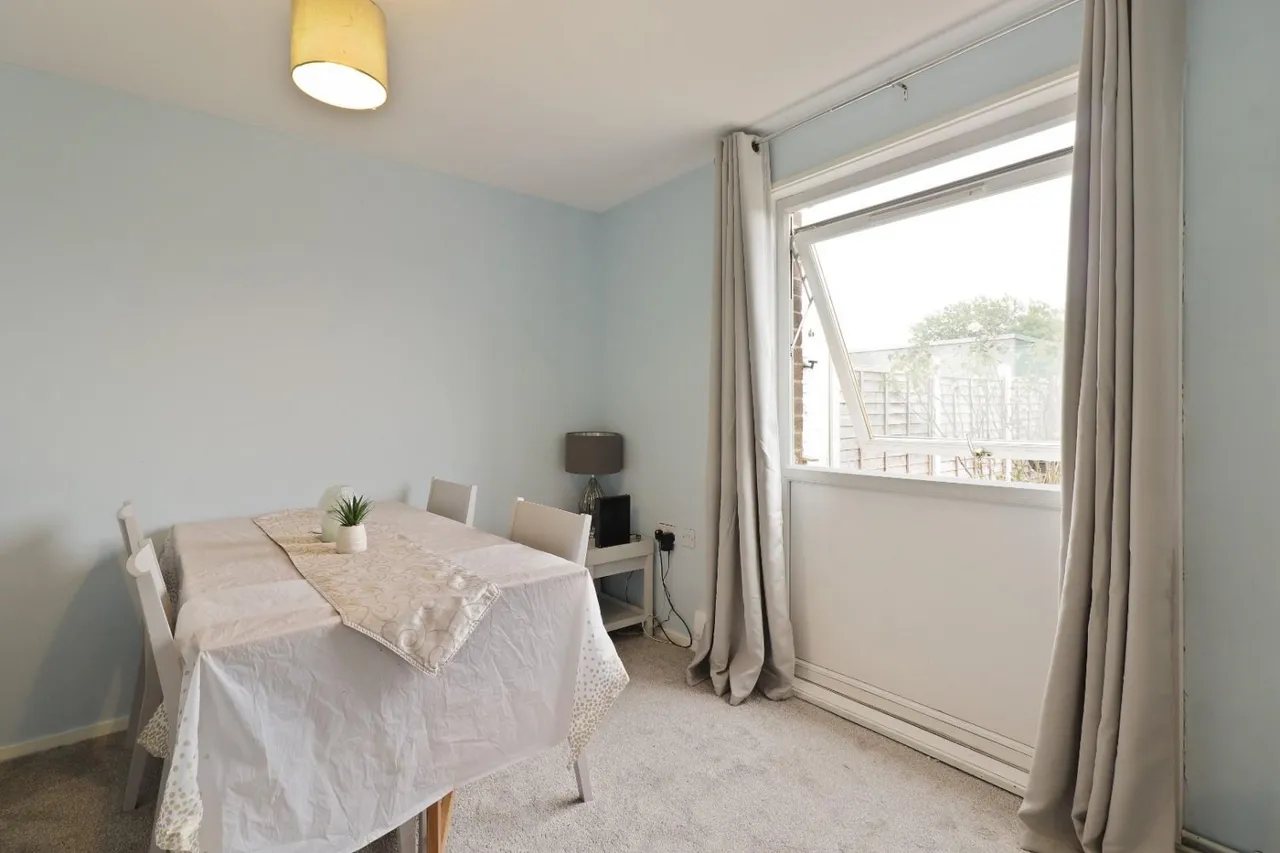 Ormond Road, Jordanthorpe, S8, photo 9