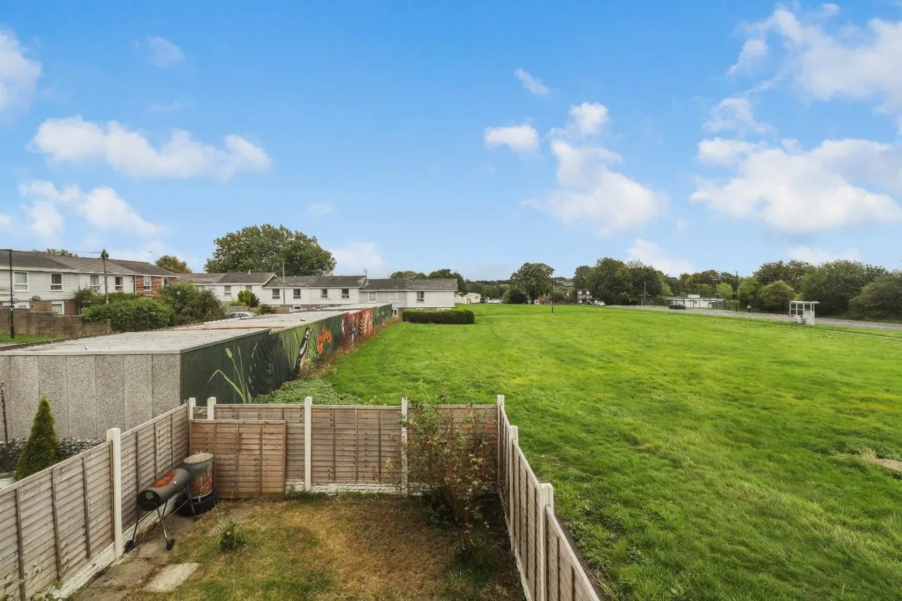 Ormond Road, Jordanthorpe, S8, photo 21