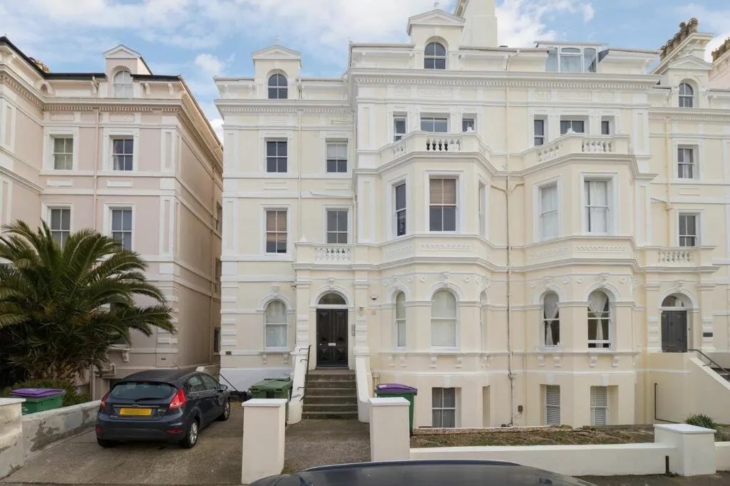 2 bed flat to rent, Augusta Gardens, Folkestone, CT20