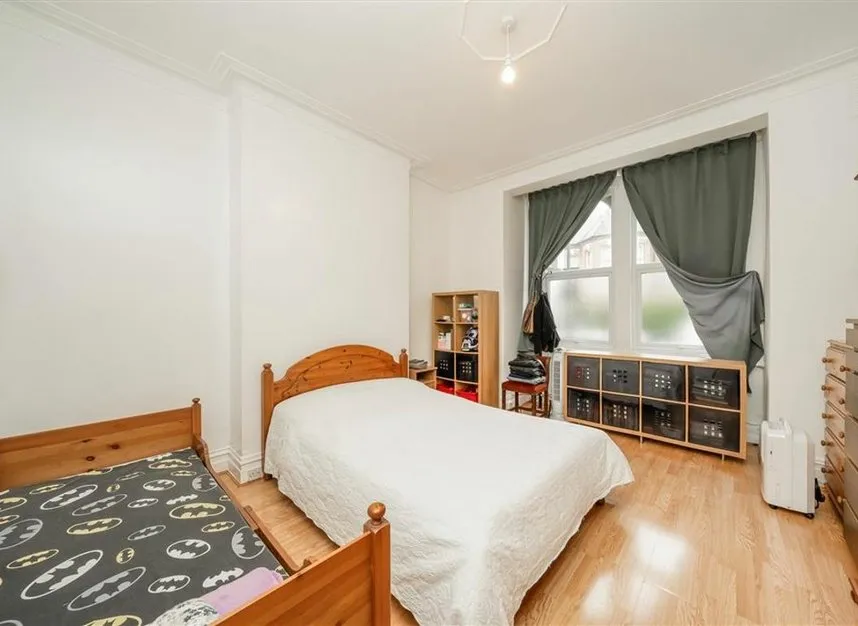 Linacre Road, Willesden, NW2, photo 4