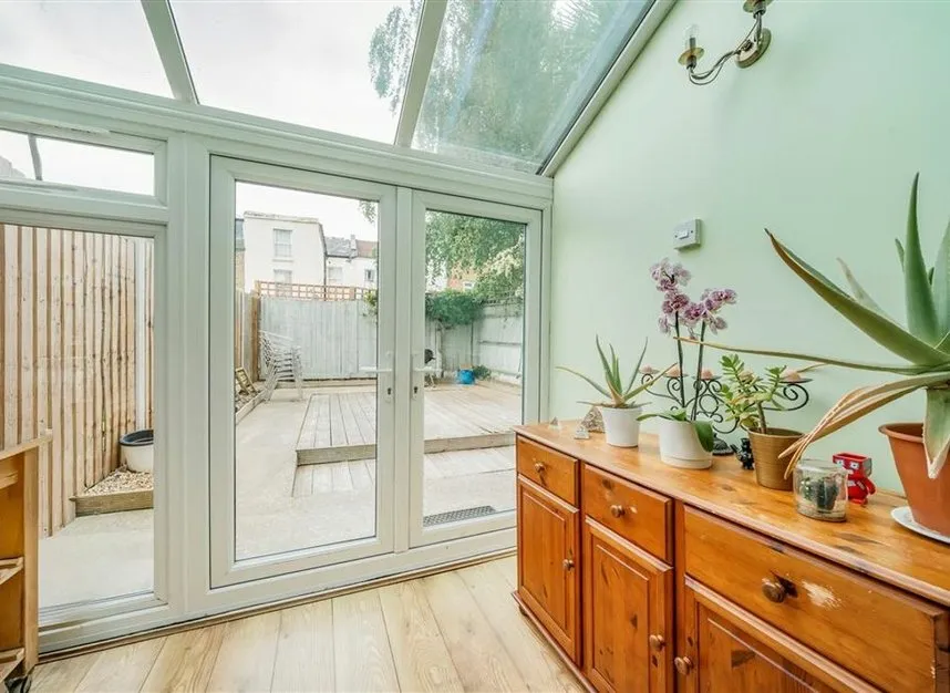 Linacre Road, Willesden, NW2, photo 3
