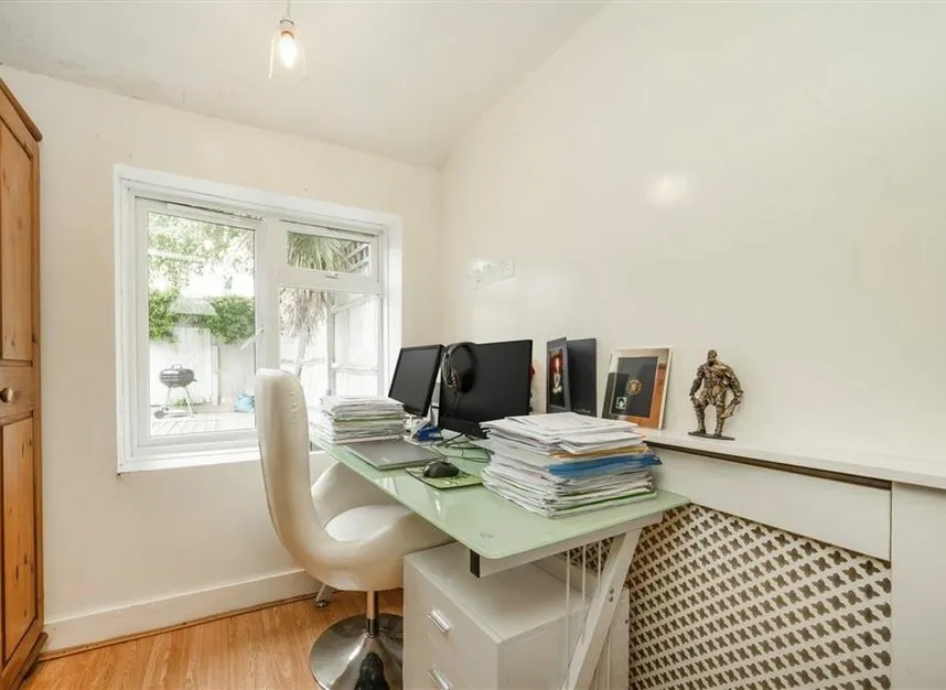 Linacre Road, Willesden, NW2, photo 5