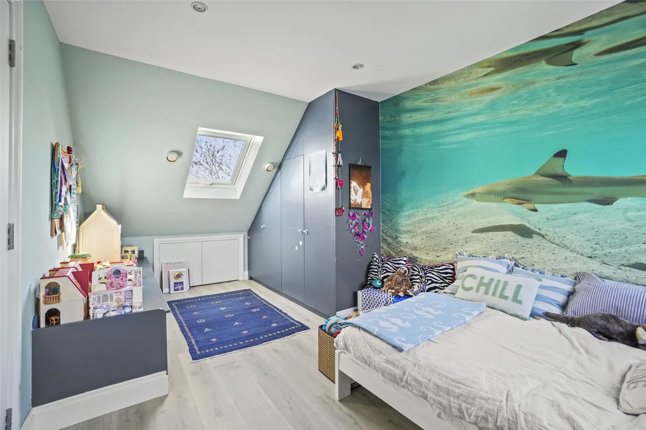 Milton Road, Hampton, TW12 2LJ, photo 11