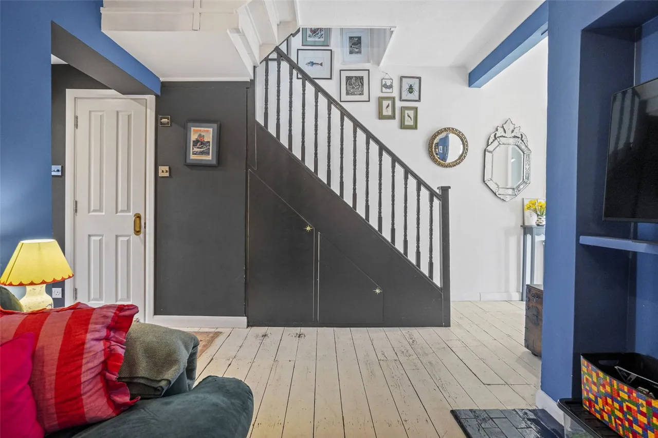Milton Road, Hampton, TW12 2LJ, photo 5