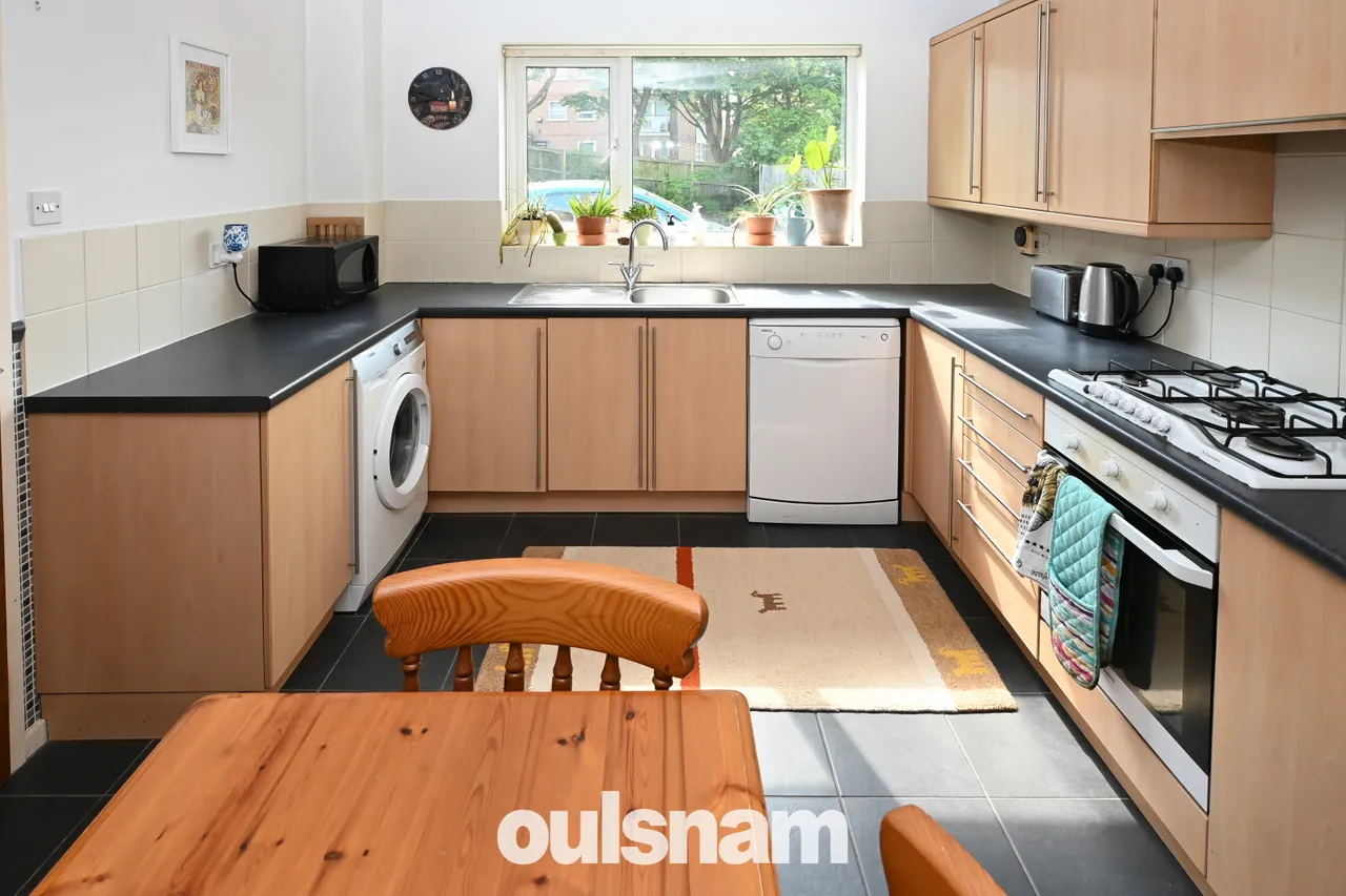 Centenary Close, Northfield, Birmingham, B31 4AY, photo 5