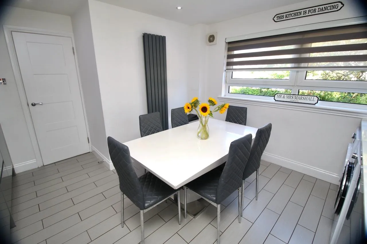 Pine Close, Cumbernauld, G67 3BA, photo 9