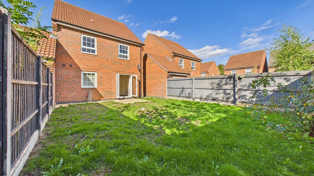 Huntingdon Place, Bourne, photo 20