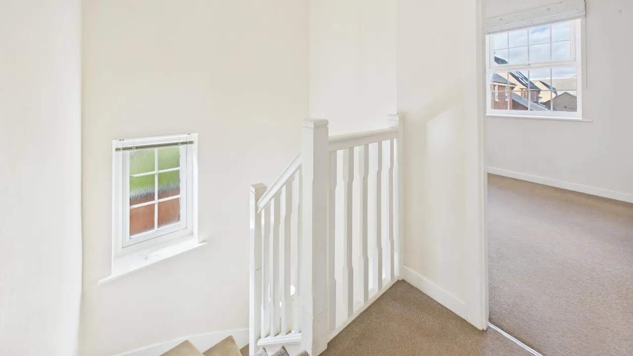 Huntingdon Place, Bourne, photo 10