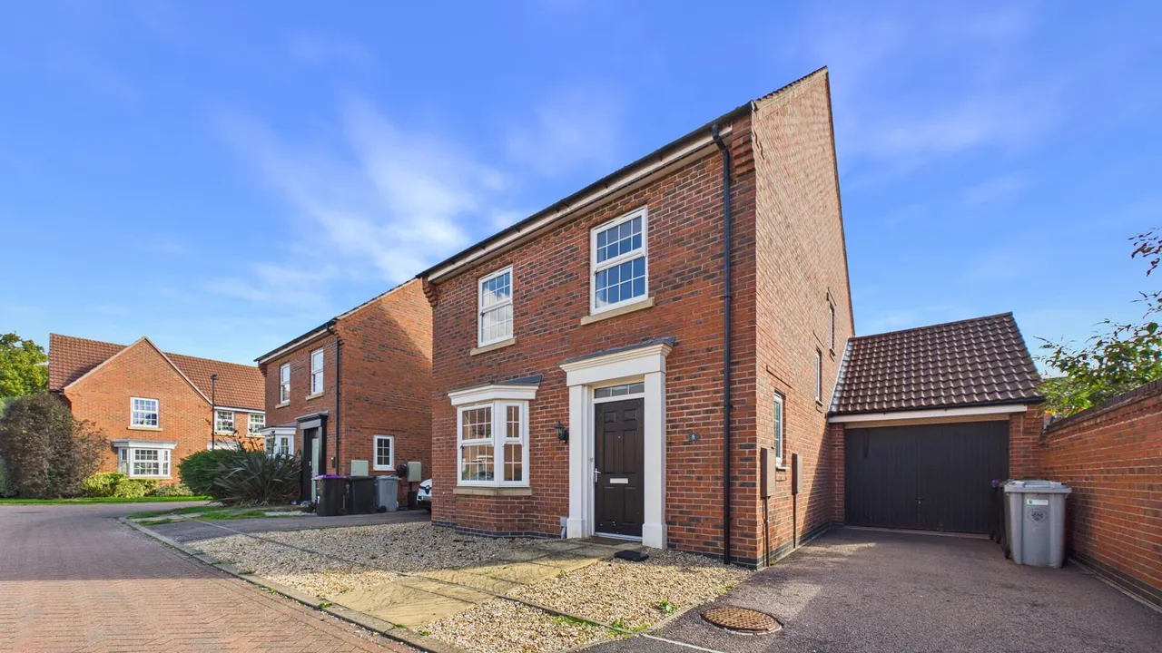 4 bed house for sale, Huntingdon Place, Bourne