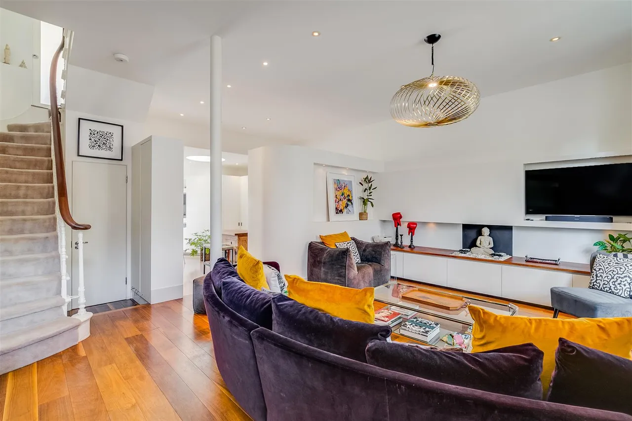 Rudall Crescent, Hampstead, London, NW3 1RR, photo 5