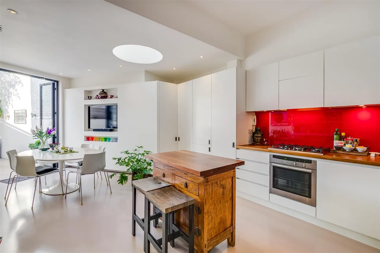 Rudall Crescent, Hampstead, London, NW3 1RR, photo 2