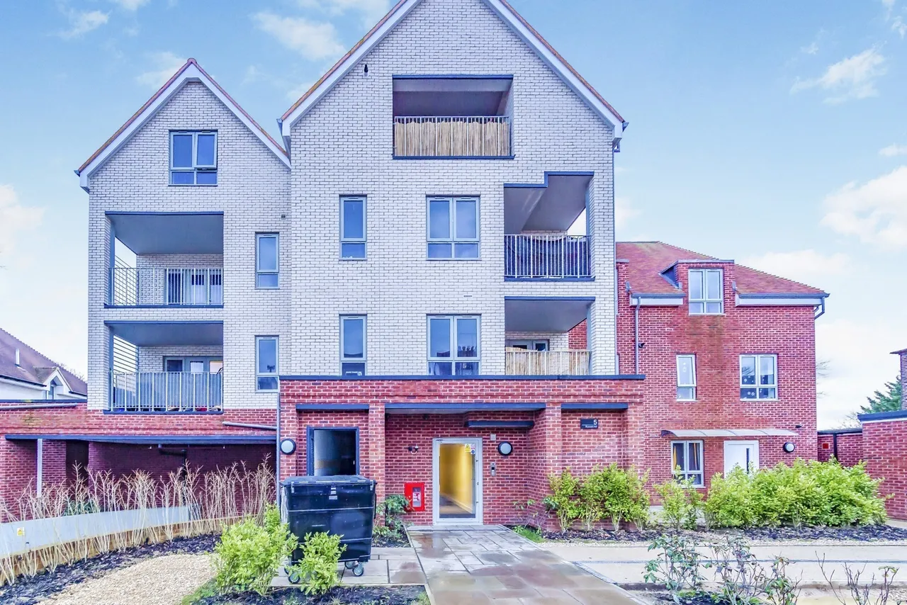 Russell Hill, Purley, CR8, photo 20